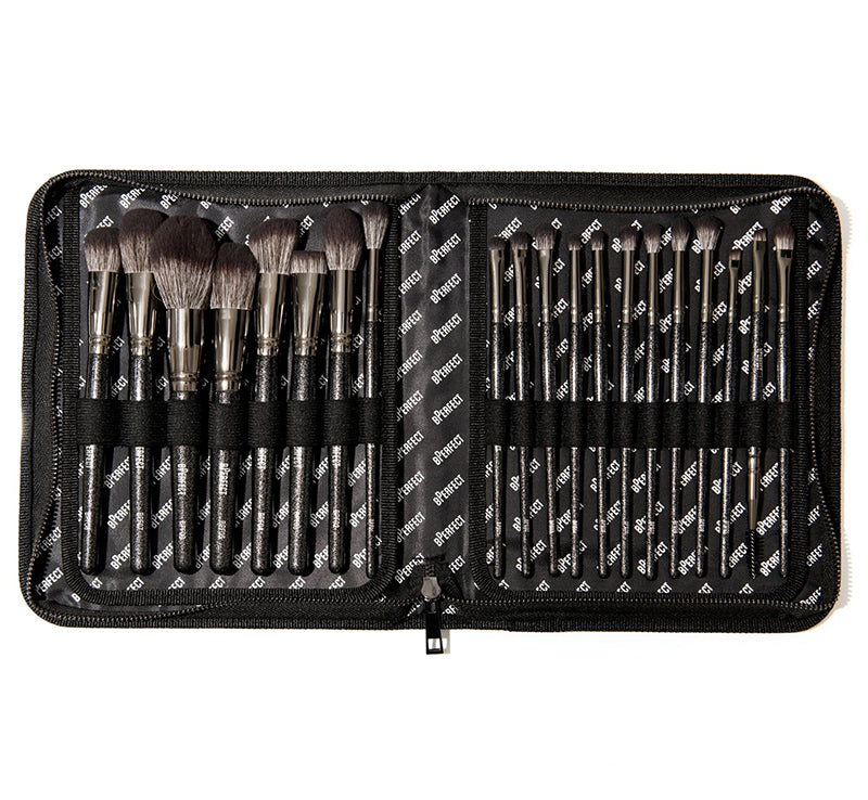ULTIMATE BRUSH COLLECTION